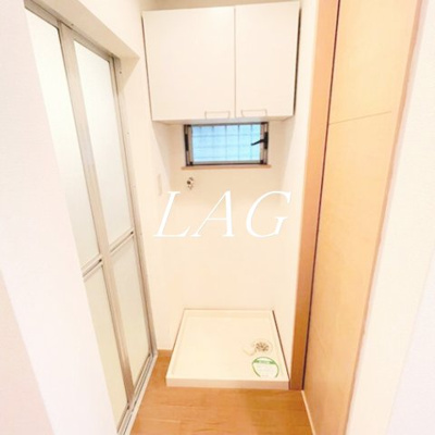 【設備】 | ベストフラット | 室内洗濯置き場です。