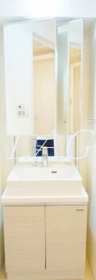 【洗面所】 | クレヴィスタ練馬平和台 | 独立洗面台です。