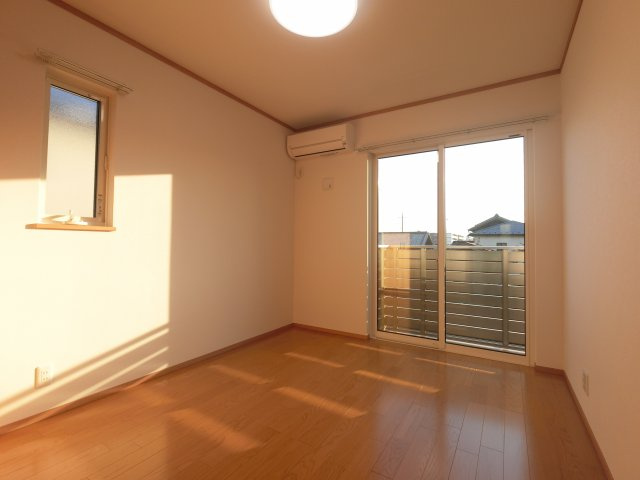 【寝室】