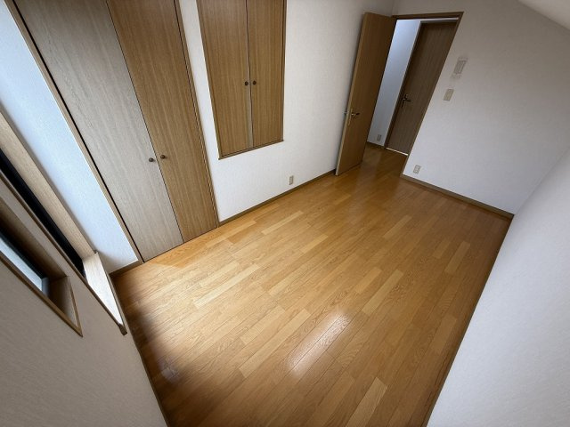 千鳥が丘3丁目戸建の洋室