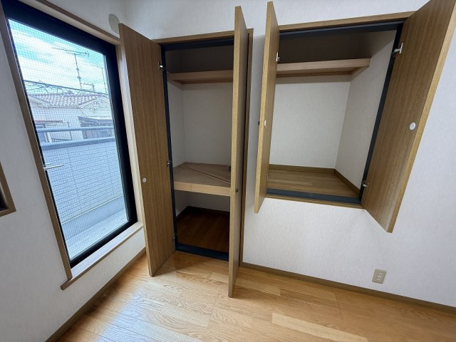 千鳥が丘3丁目戸建の収納