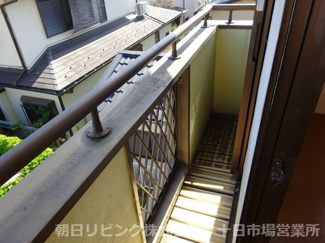 【バルコニー】