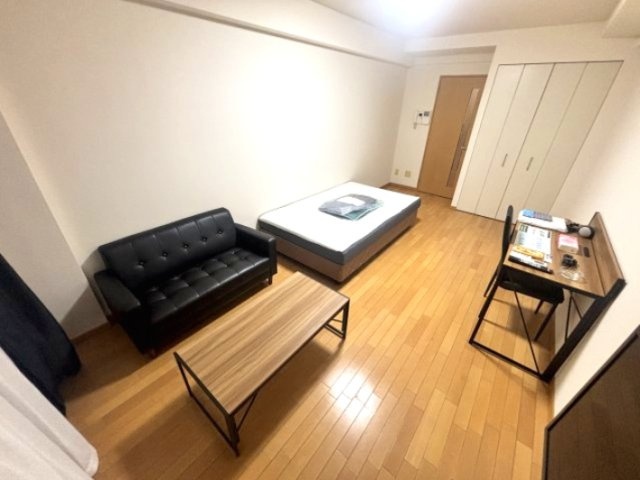 レジディア三宮東の寝室