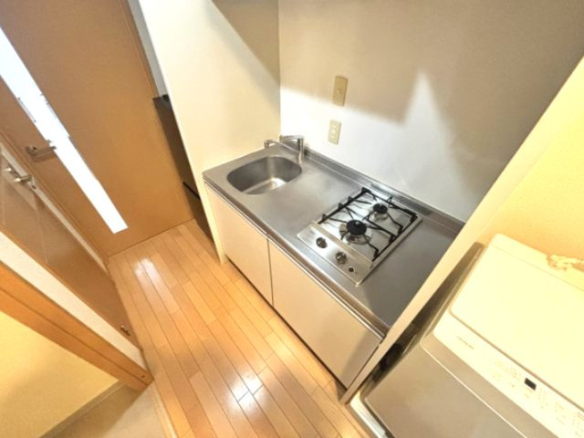 レジディア三宮東のキッチン