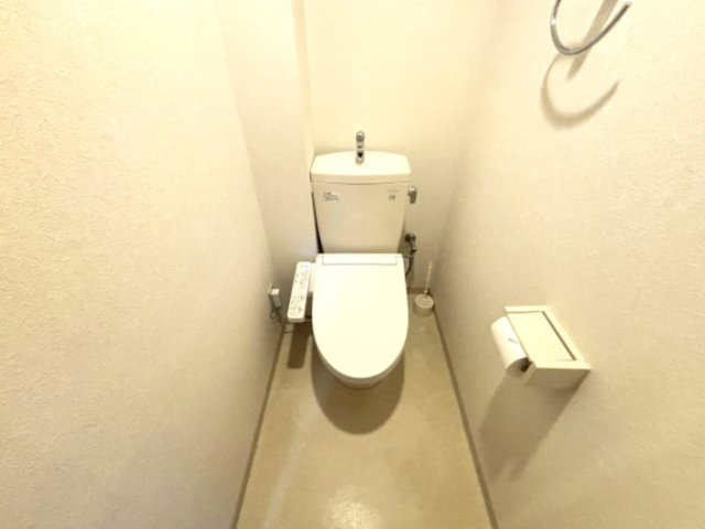 レジディア三宮東のトイレ