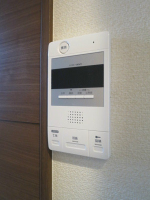 【セキュリティ】 | JJハウス | インターネット無料・大型ロフト付き