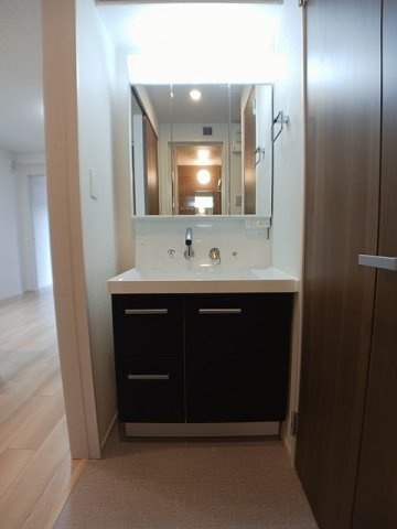【洗面所】 | クラール南城　Ｂ | 脱衣スペースもあります