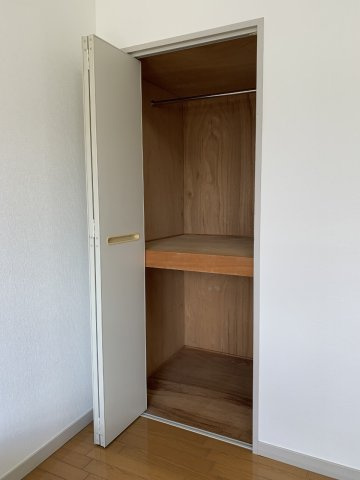OKA栄ハイツの収納