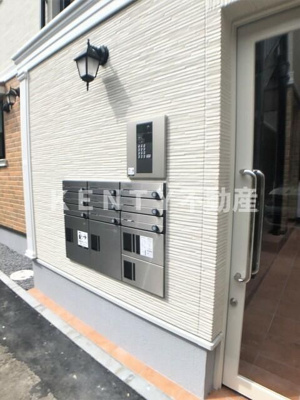 【エントランス】 | フリージア西小山 | 落ち着いたエントランスです