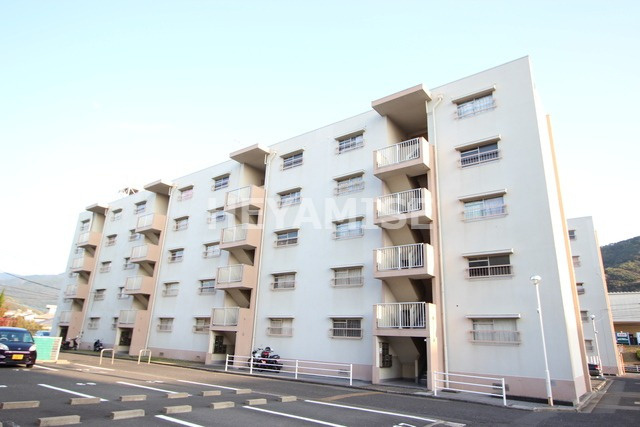 ビレッジハウス末石3号棟の外観