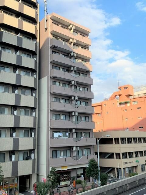 ＡＫＴＢＬＤ．の外観