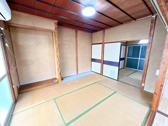 緑ハウスの内装