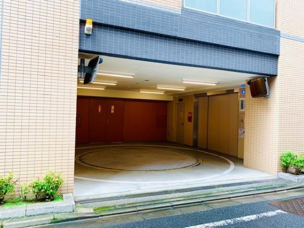 Ｂｒｉｌｌｉａ銀座ｉｄの駐車場|駐車場完備です