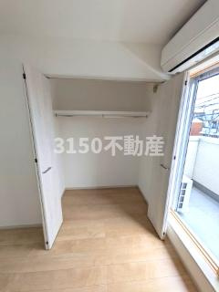 安良田町5丁目貸家の収納