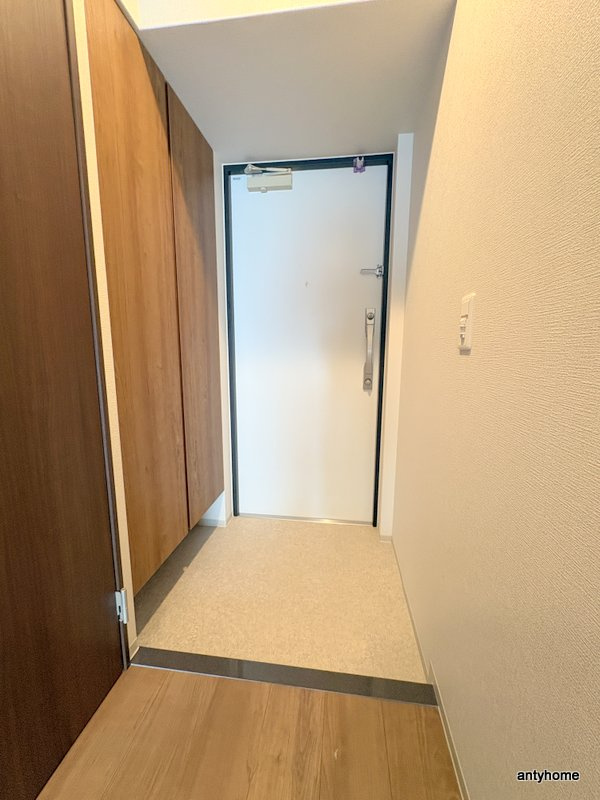 Le Mob*i 天神橋　仲介手数料無料の玄関