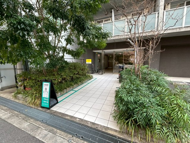 ルクレ新町レジデンスの庭