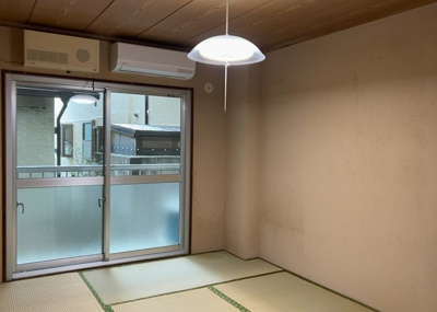 【寝室】 | ペアシティ大野 | 寝室でゆっくりと過ごすためにはベッド周りの適度な空間を担保することや窓の位置、照明の明るさ、寝室の広さなどを考える必要があります。自身や家族の構成とライフスタイルに併せて寝室にする部屋を選びましょう！
