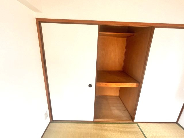 ガイ御影の収納