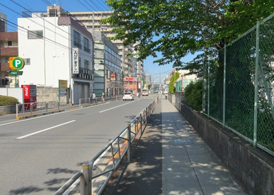 【展望】 | 高尾スカイハイツ | 眺望の良さを楽しめるダイニングキッチンで家族団らんの時間を過ごしてはいかがでしょうか。バルコニーから見える景色を家族で眺める時間は、時間が経つのを忘れてしまいそうですね。是非、現地を見に行きましょう！