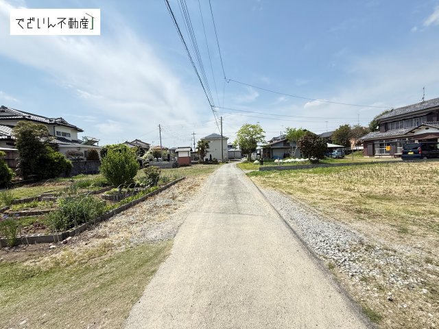 【前面道路含む現地写真】 | 熊谷市上之　中古住宅   | 現地(2026年月4撮影)