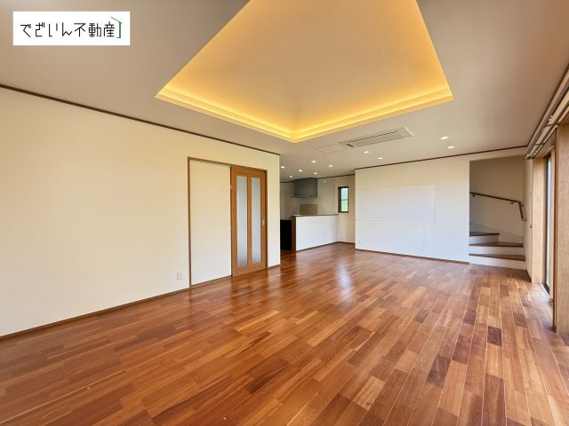 【居間・リビング】 | 熊谷市上之　中古住宅   | 現地(2026年月4撮影)