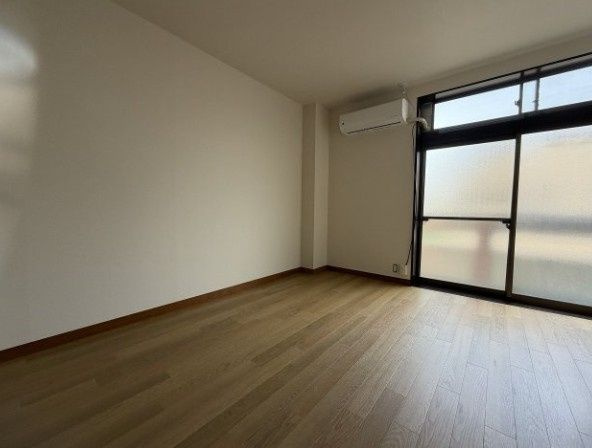 コーポみやけの居間・リビング