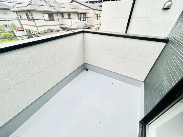 千葉市美浜区磯辺１丁目１１期のバルコニー