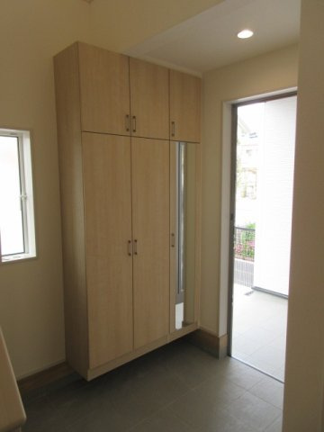 【仲介手数料無料】新築戸建　熊谷市赤城町1-145-1（全2棟）の玄関