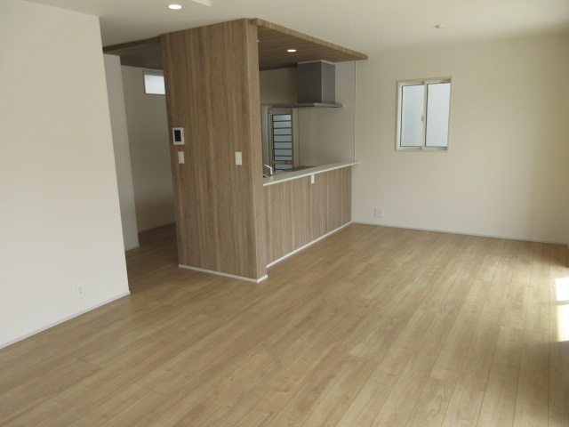【仲介手数料無料】新築戸建　熊谷市赤城町1-145-1（全2棟）の居間・リビング