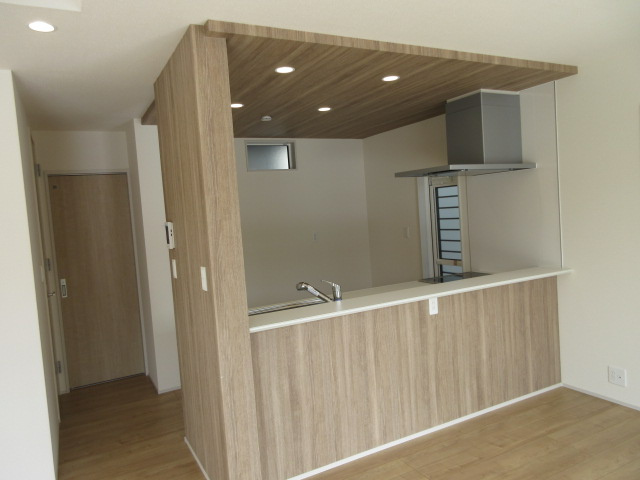 【仲介手数料無料】新築戸建　熊谷市赤城町1-145-1（全2棟）のキッチン
