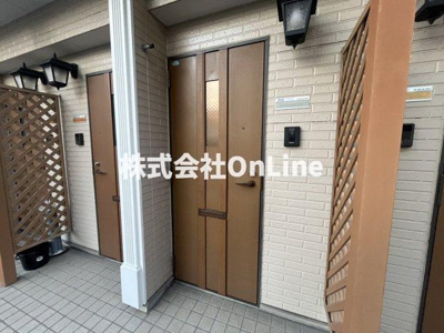 【エントランス】 | ピースフルコート