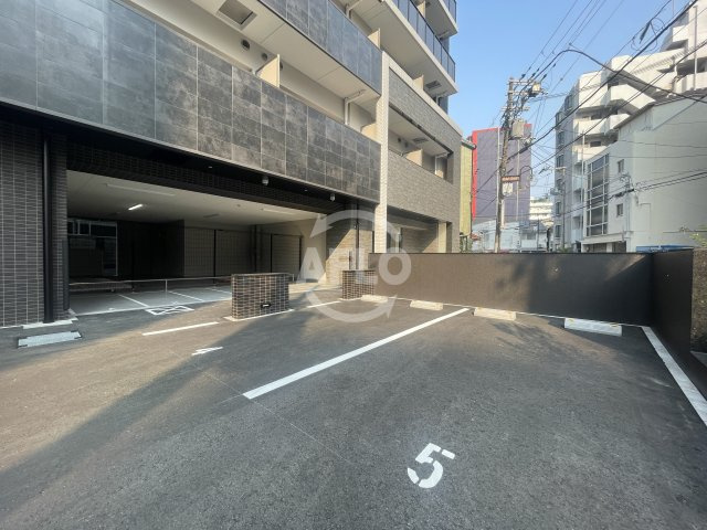 ワールドアイ大阪フェリーチェの駐車場|グランフェリーチェ・ナイン　駐輪場
