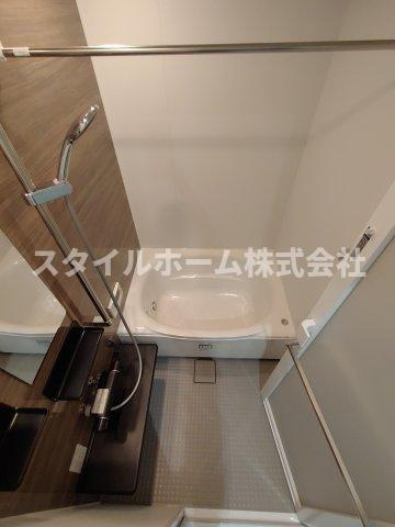 D-avance 西塚の浴室