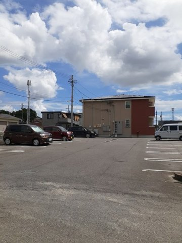 カーサ尾城　　 刈谷市近郊の賃貸はクラスホーム刈谷店の駐車場|駐車スペースもあります