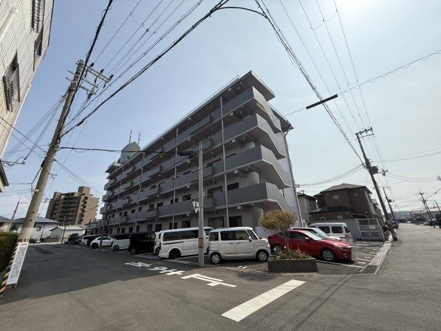 パレ・ロワイヤル舟津Ⅱの外観