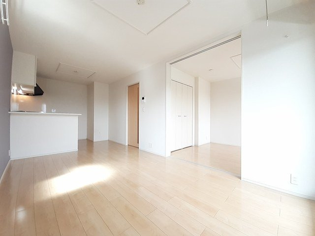 【居間・リビング】 | ウッドヴィラージュ | ゆったりとした居間です