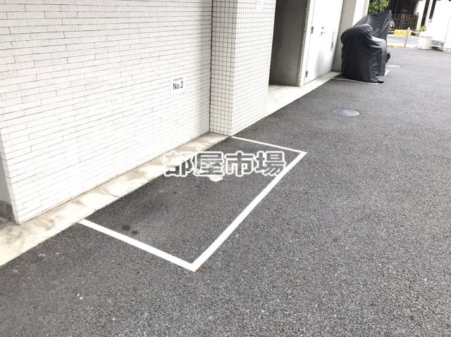 コンシェリア・デュー入谷のその他共用部分|バイク置き場