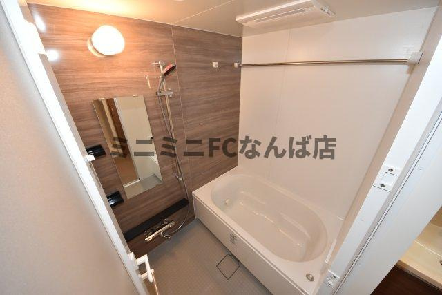 esteOeste難波元町の浴室