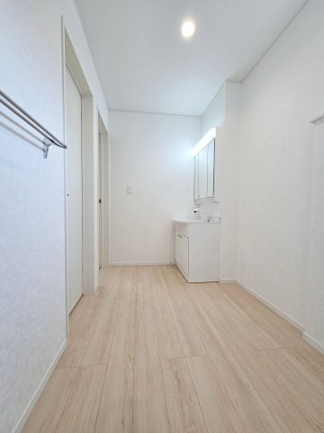 【洗面所】 | 東海市加木屋町第36の１号棟【仲介手数料0円】