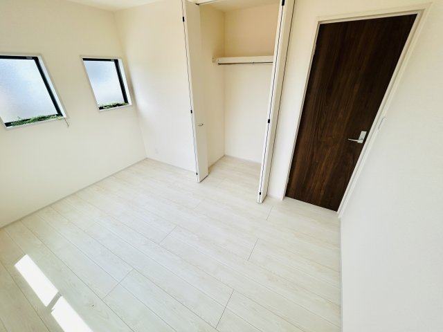 千葉市花見川区こてはし台６丁目第８の洋室