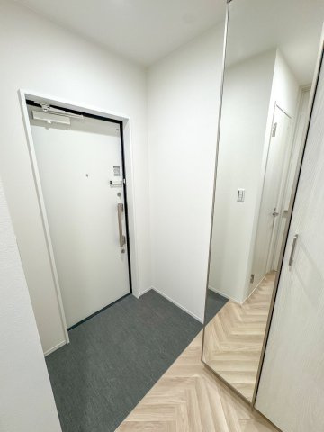 CS GARDEN 秋津 Ⅱの玄関