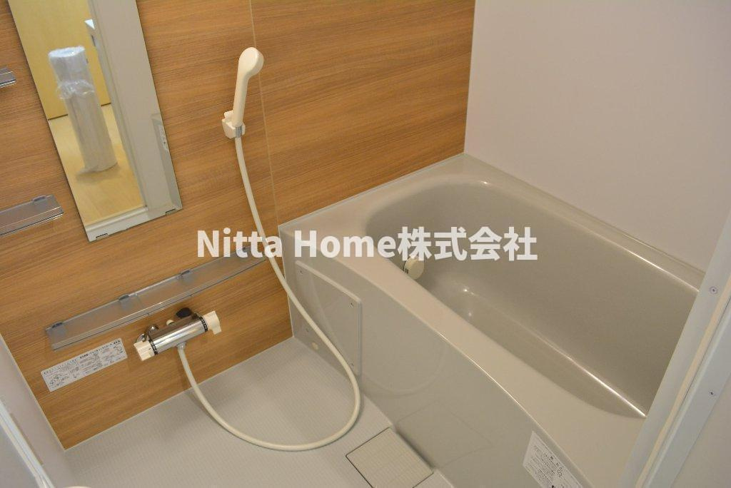 エルメゾン東羽合の浴室|追い焚きや浴室乾燥機能がついたバスルームです☆彡
