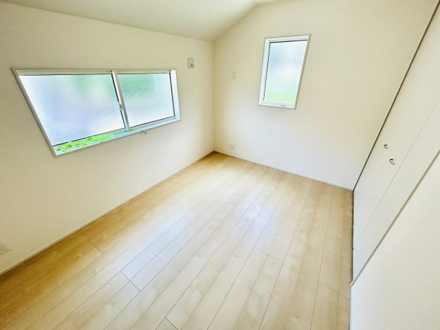 千葉市花見川区こてはし台６丁目第８の洋室