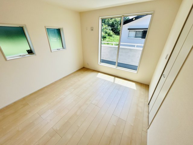 千葉市花見川区こてはし台６丁目第８の洋室