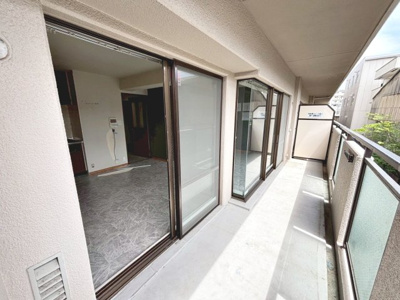 【バルコニー】 | ロイヤル東住吉