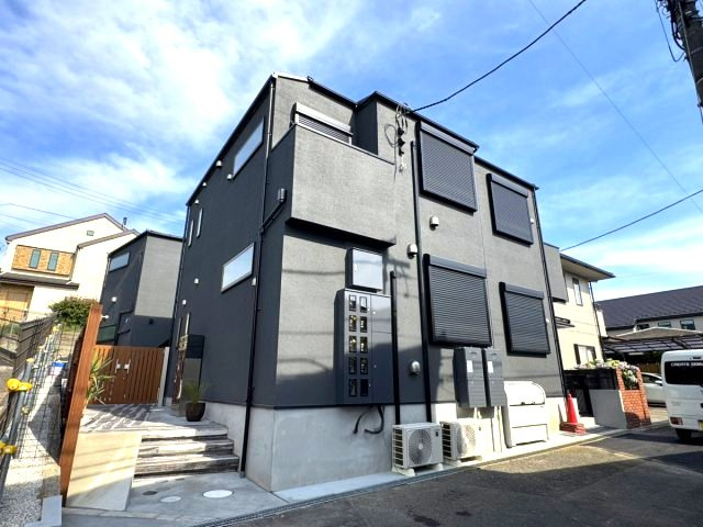 CS GARDEN 秋津 Ⅱの外観