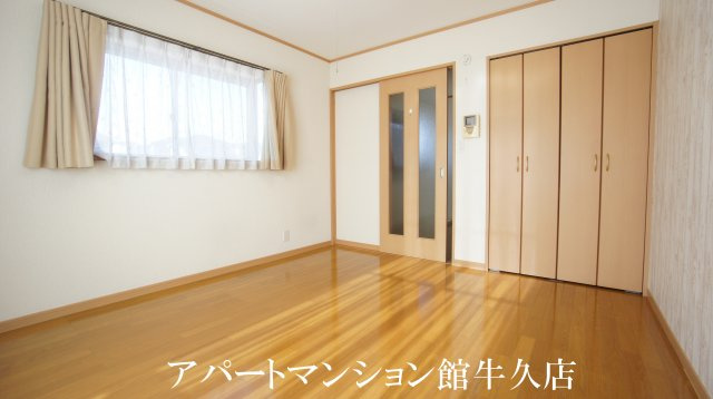 サントロぺBの居間・リビング