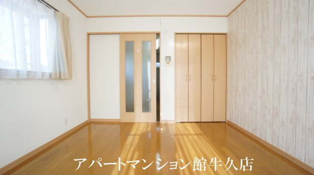 サントロぺBの居間・リビング