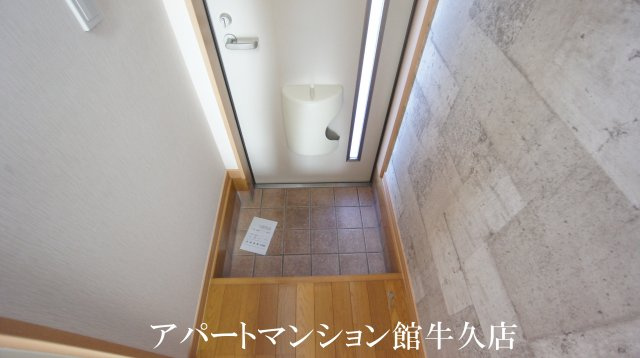 サントロぺBの玄関