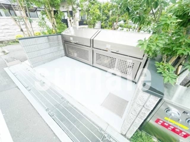 メルシーペール上落合のその他共用部分|ゴミ置き場です。